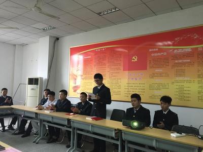 2018年度武漢船院興盛洋公司訂單班獎(jiǎng)學(xué)金表彰大會(huì)在我院舉行